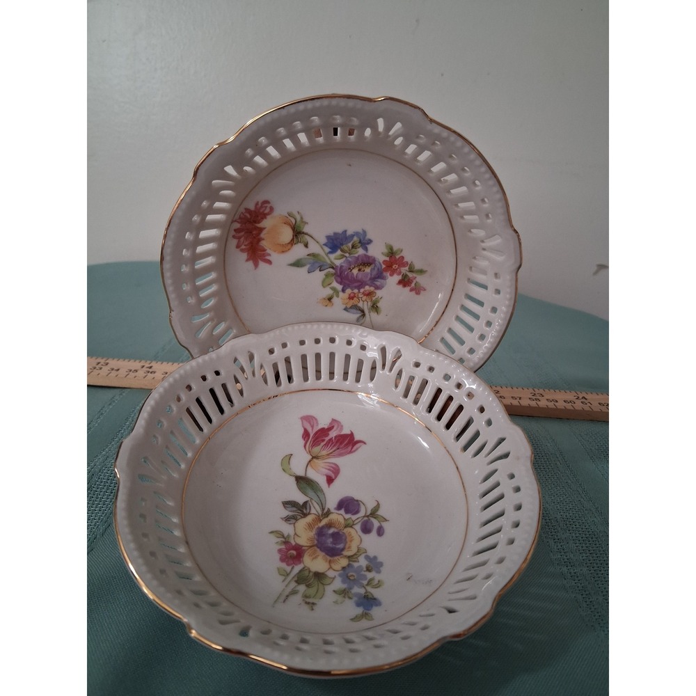 Schwarzenhammer Bavaria US Zone Reticulated Floral Porcelain Bowls Set of 2
